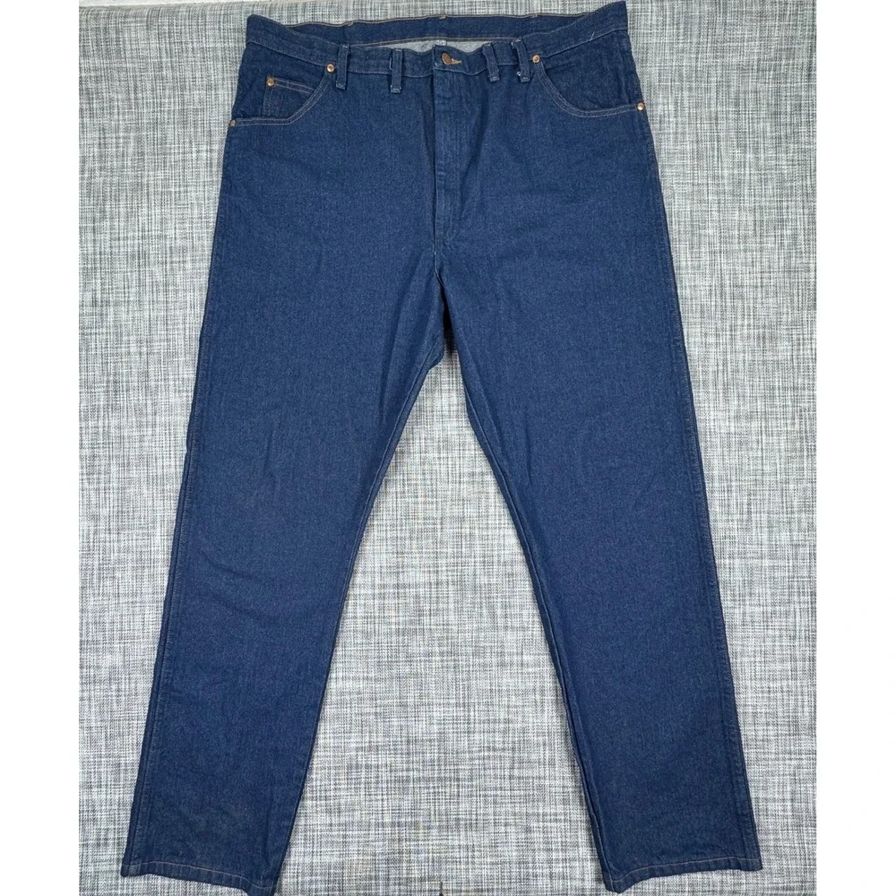Wrangler Men's 44x36 31MWZPW Cowboy Cut Relaxed Fit Jeans Prewashed Indigo